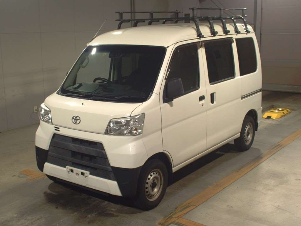 2018 Toyota Pixis Van S331M[0]