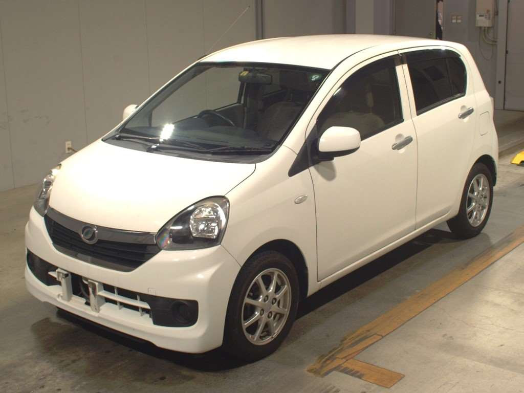 2016 Daihatsu Mira es LA300S[0]