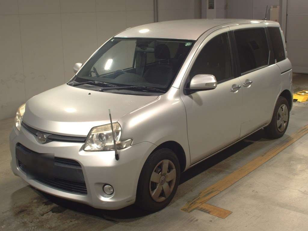 2012 Toyota Sienta NCP81G[0]