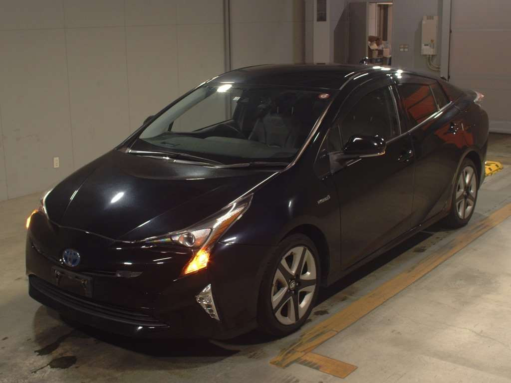 2016 Toyota Prius ZVW51[0]