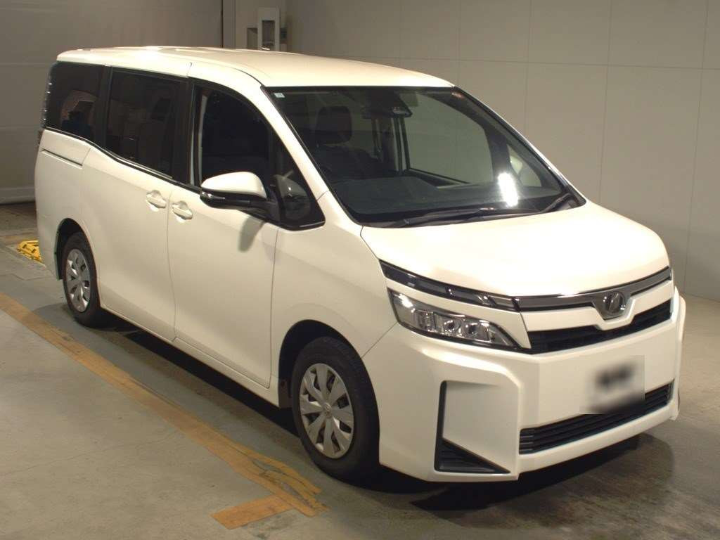 2018 Toyota Voxy ZRR80G[2]