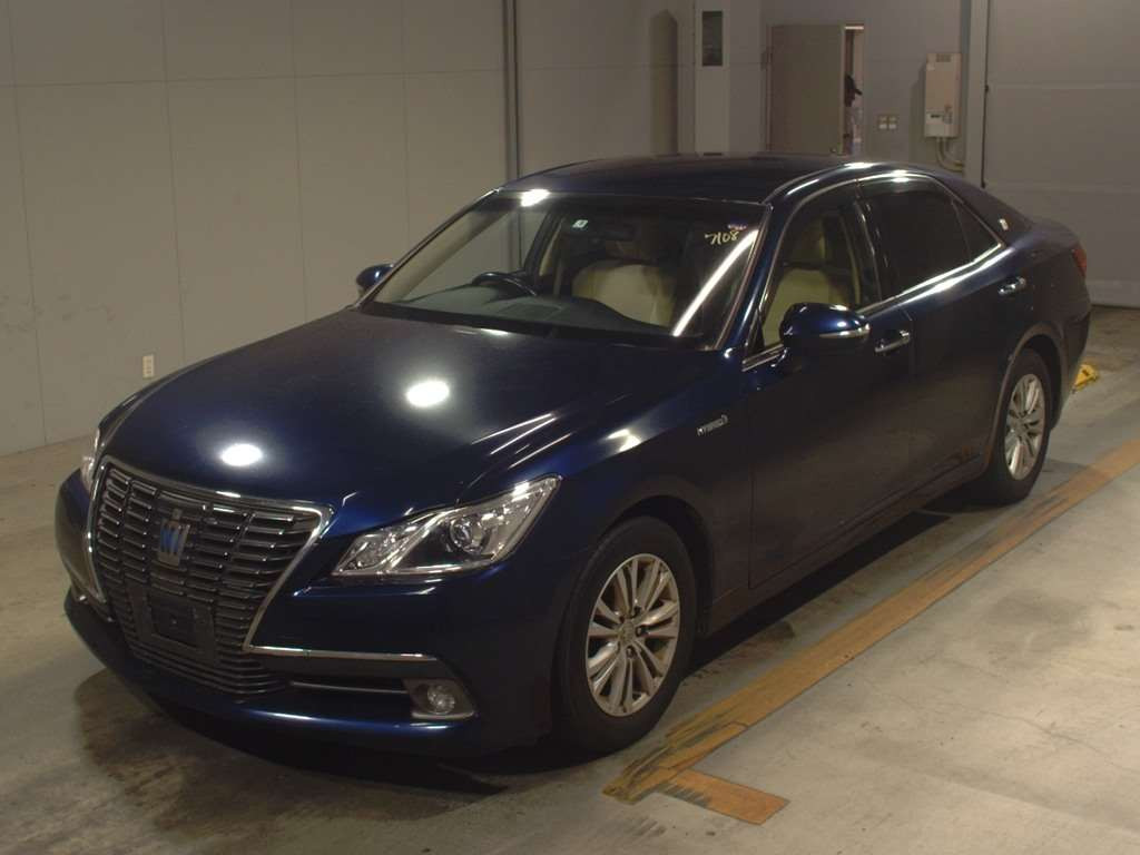 2013 Toyota Crown Hybrid AWS210[0]