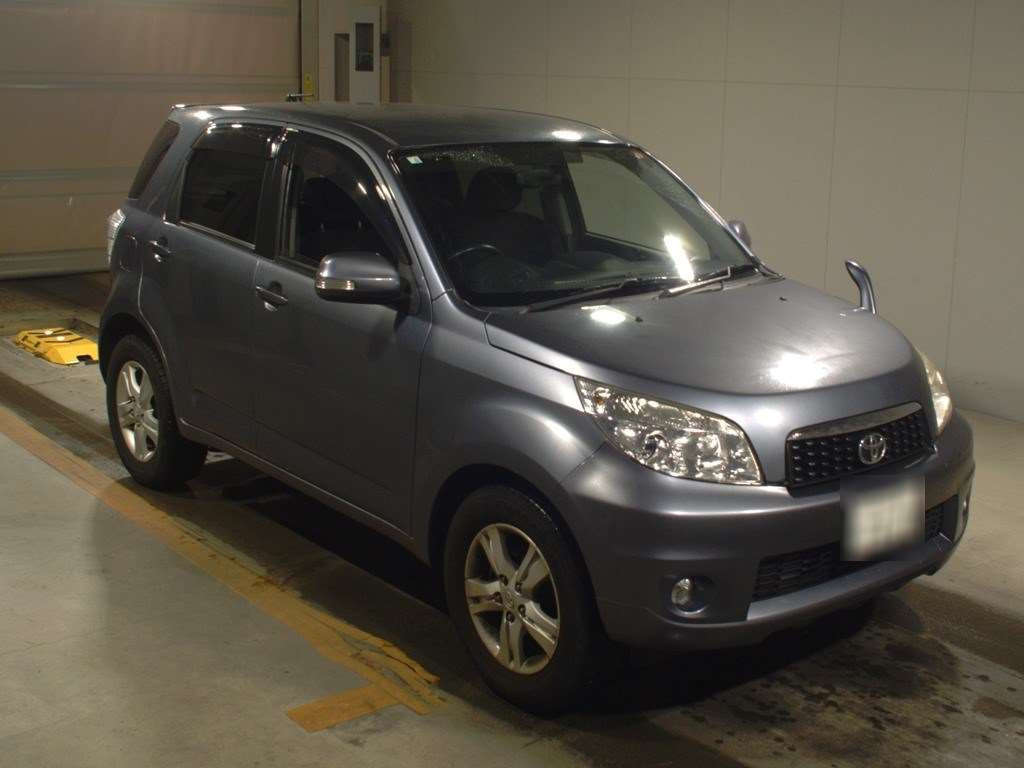 2012 Toyota Rush J210E[2]