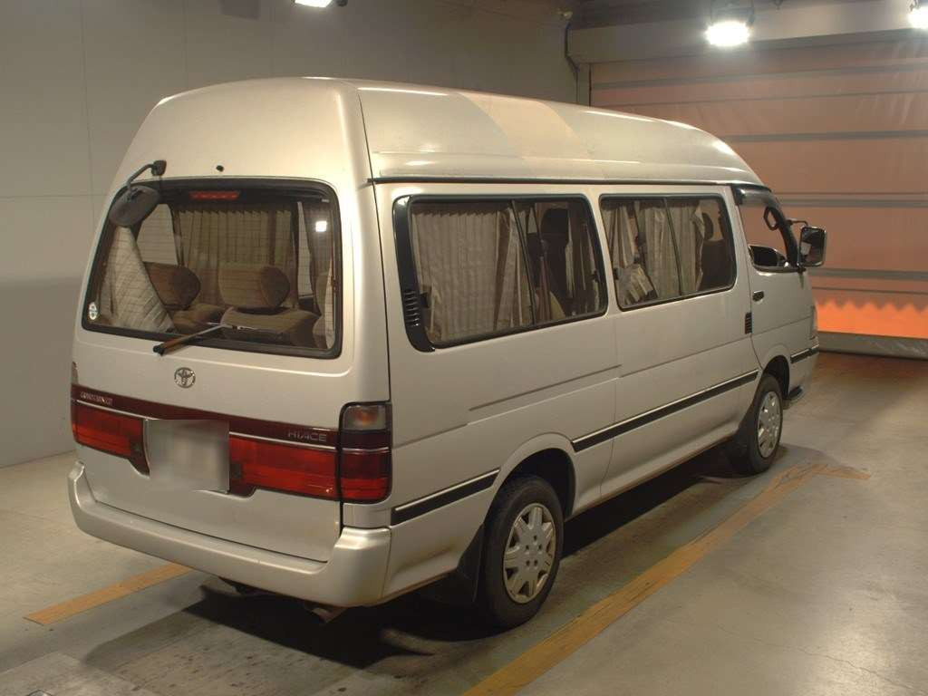 2003 Toyota Hiace Wagon KZH120G[1]