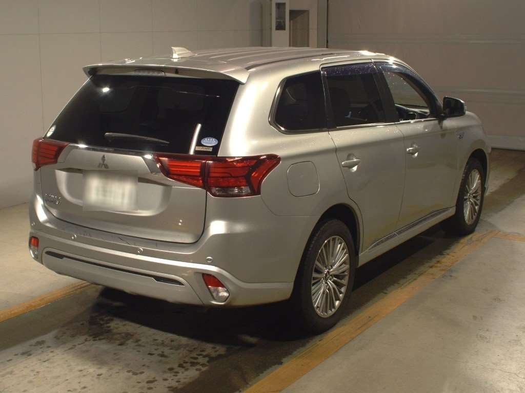 2018 Mitsubishi Outlander PHEV GG3W[1]