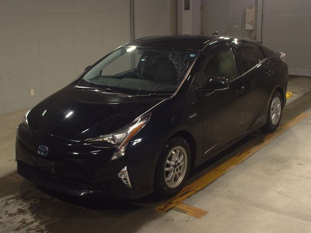 2017 Toyota Prius ZVW50[0]