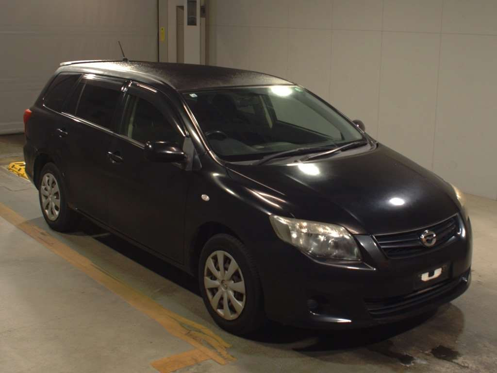 2010 Toyota Corolla Fielder NZE141G[2]