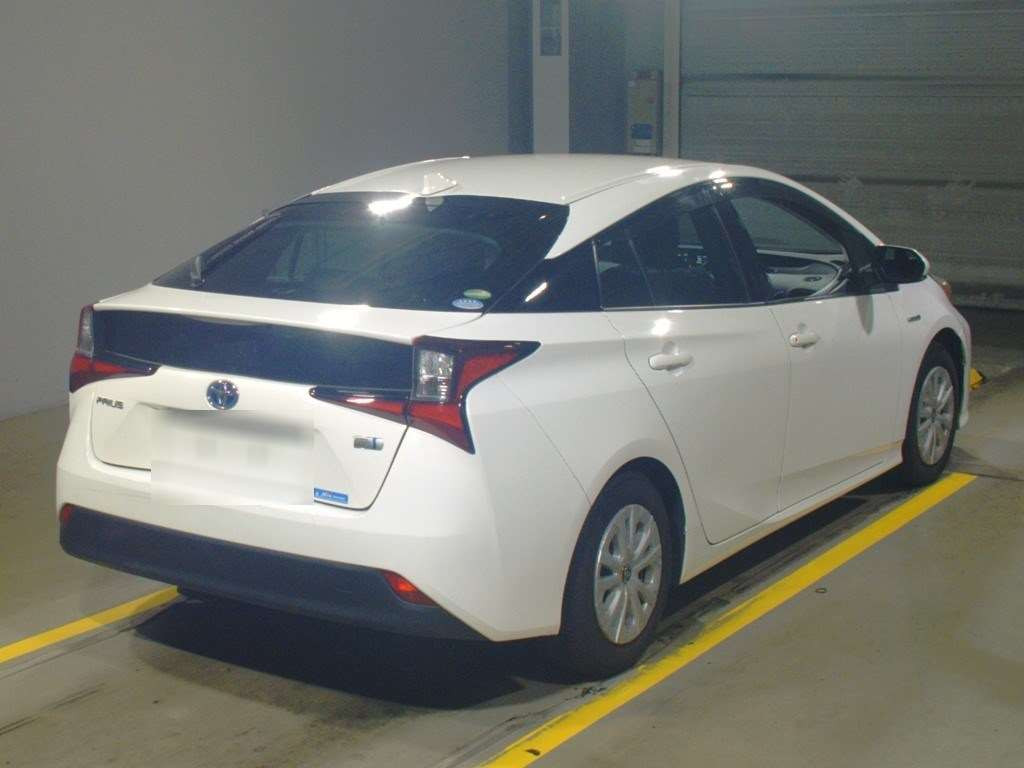 2019 Toyota Prius ZVW51[1]