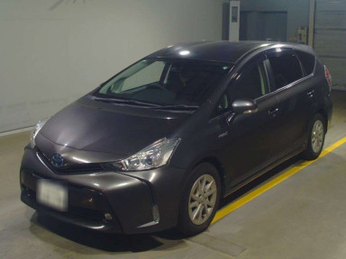 2017 Toyota Prius alpha