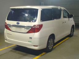 2013 Toyota Alphard Hybrid