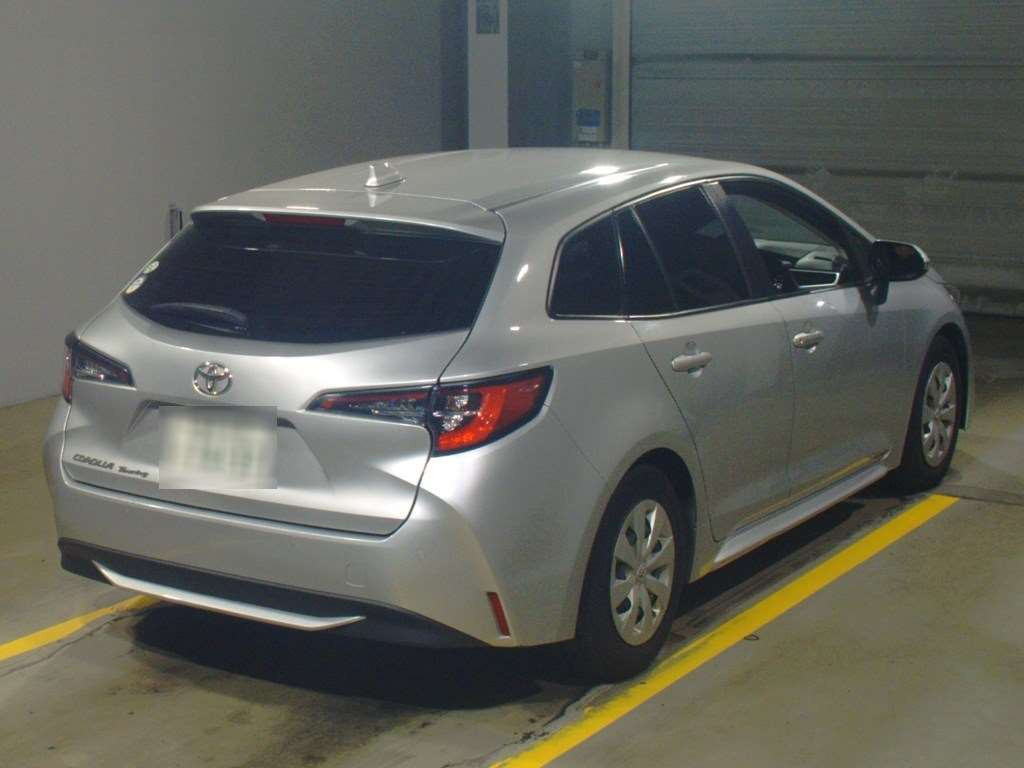 2020 Toyota Corolla Touring Wagon ZRE212W[1]