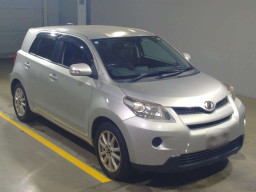 2009 Toyota IST