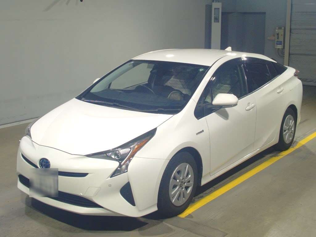 2017 Toyota Prius ZVW50[0]