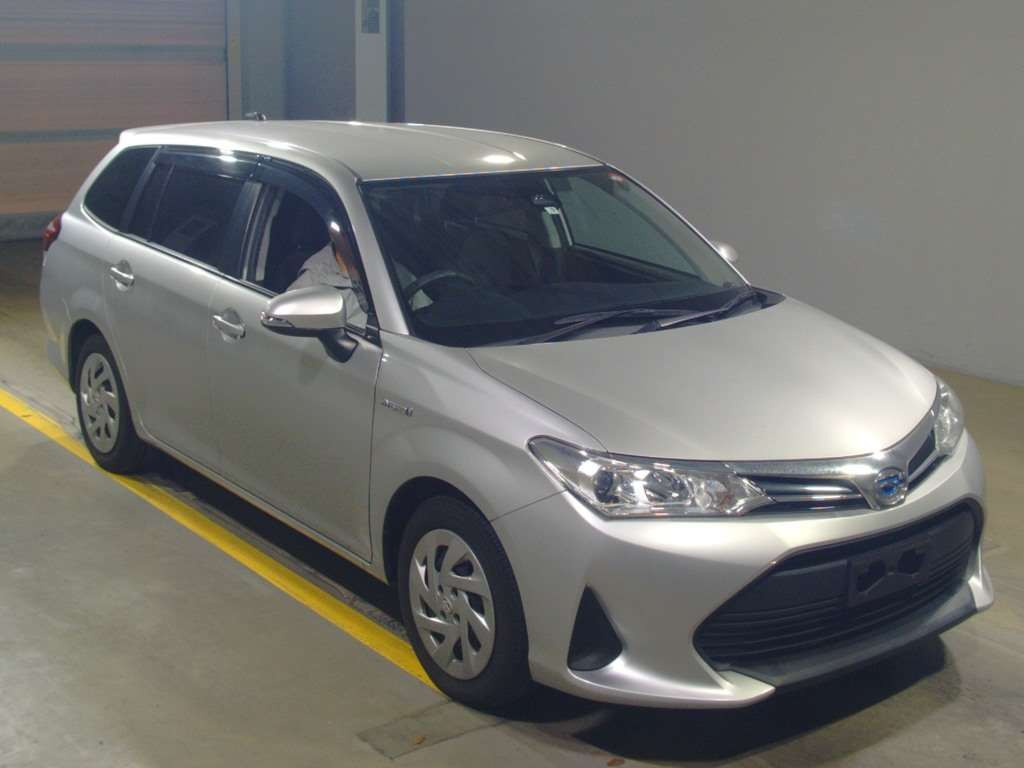 2019 Toyota Corolla Fielder NKE165G[2]