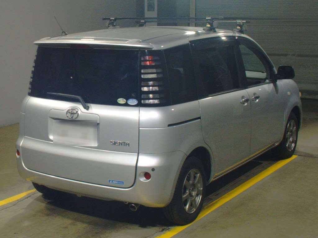 2006 Toyota Sienta NCP81G[1]