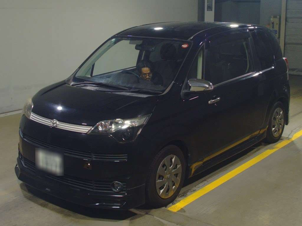 2015 Toyota Spade NCP141[0]