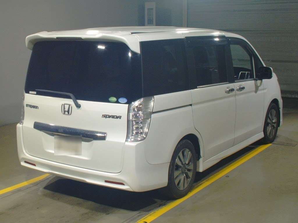 2014 Honda Step WGN Spada RK5[1]