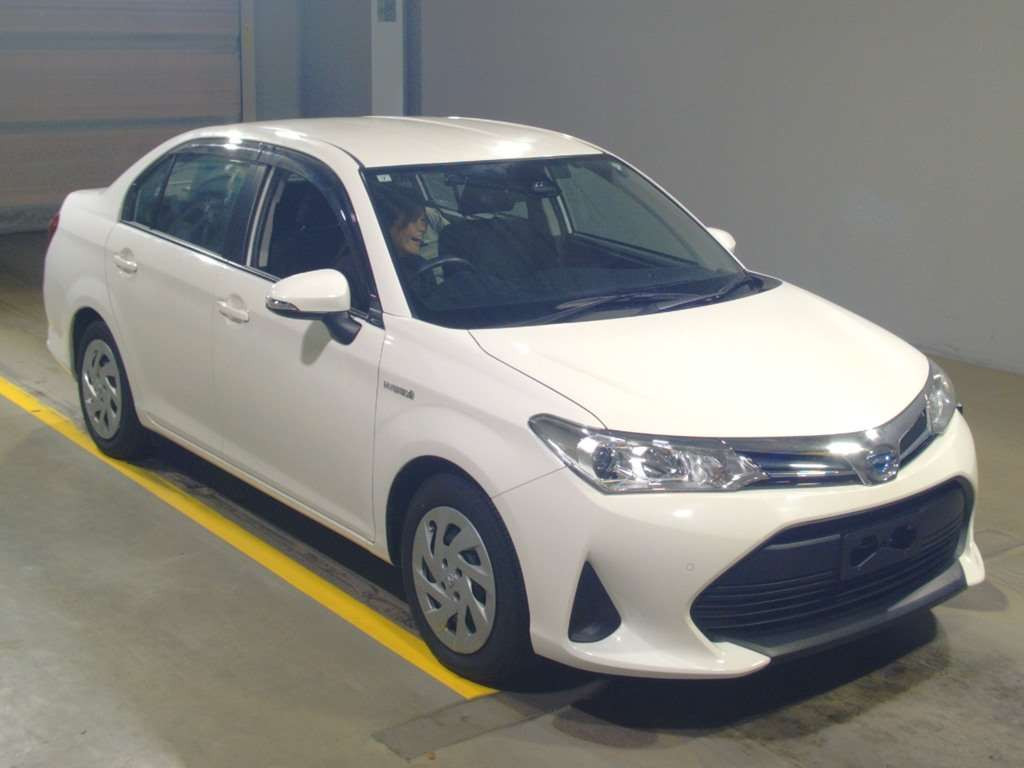 2019 Toyota Corolla Axio NKE165[2]