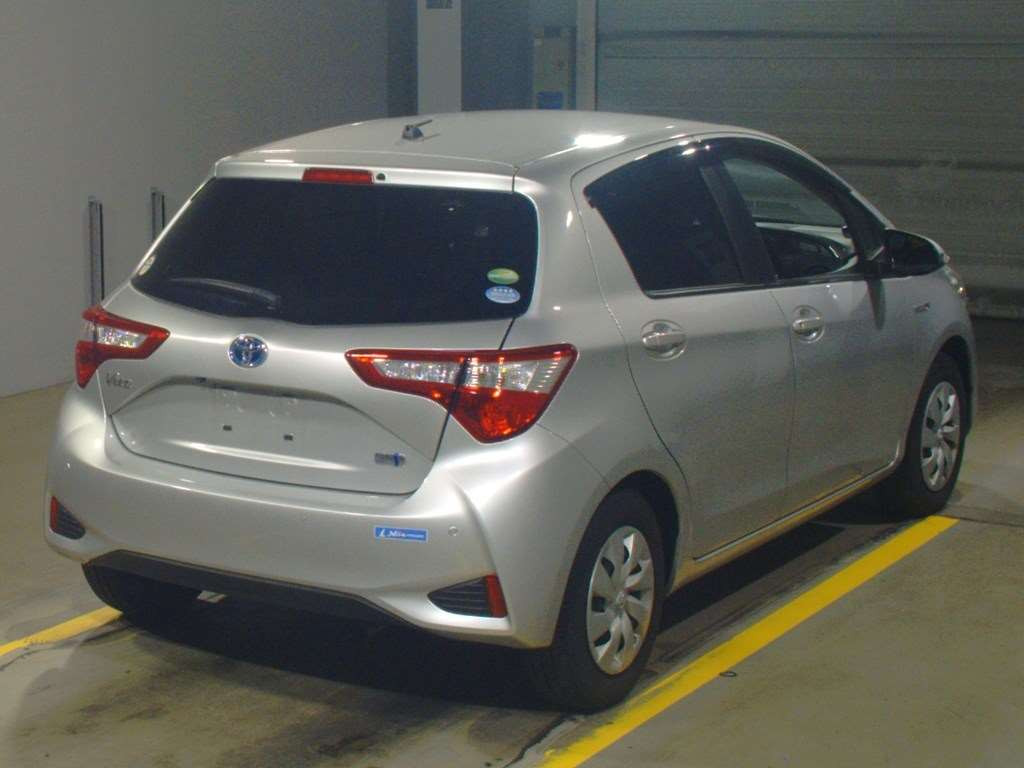 2019 Toyota Vitz NHP130[1]