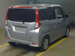 2022 Toyota Roomy