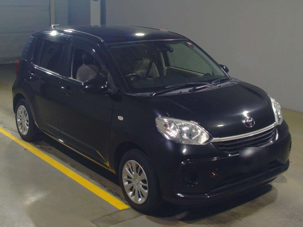 2018 Toyota Passo M700A[2]