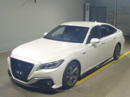 2021 Toyota Crown Hybrid