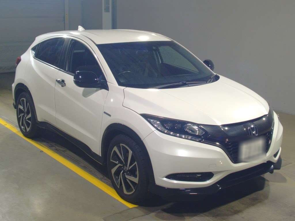 2017 Honda VEZEL RU3[2]