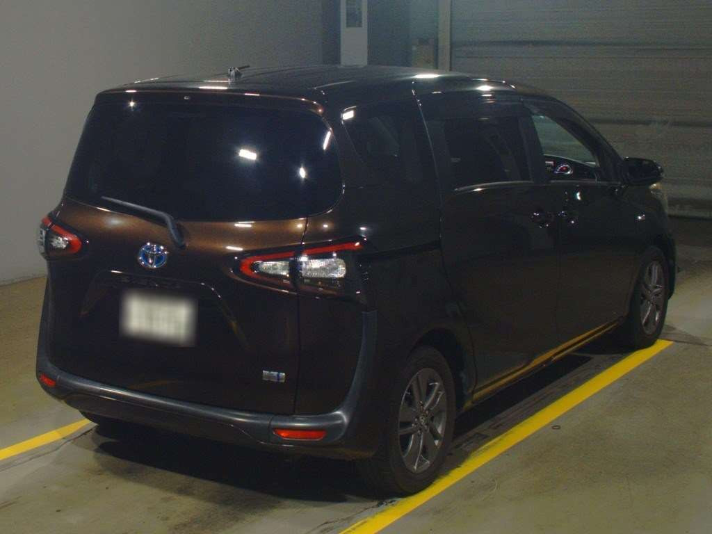 2016 Toyota Sienta NHP170G[1]