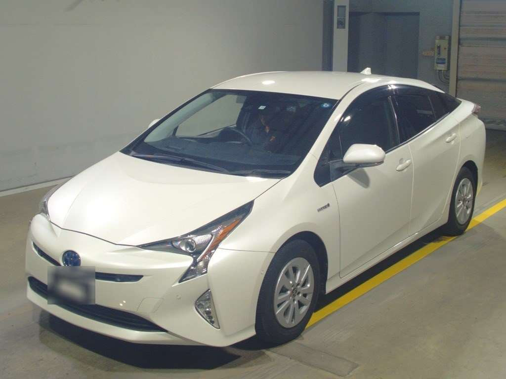 2017 Toyota Prius ZVW50[0]