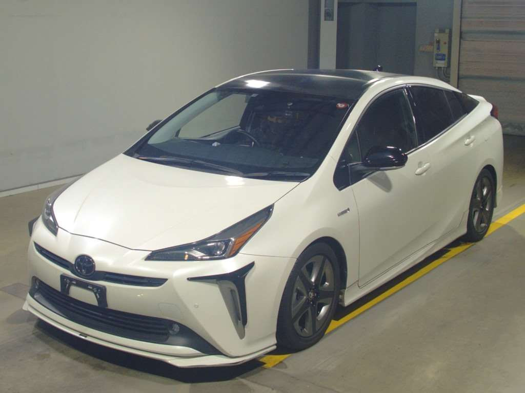 2019 Toyota Prius ZVW51[0]