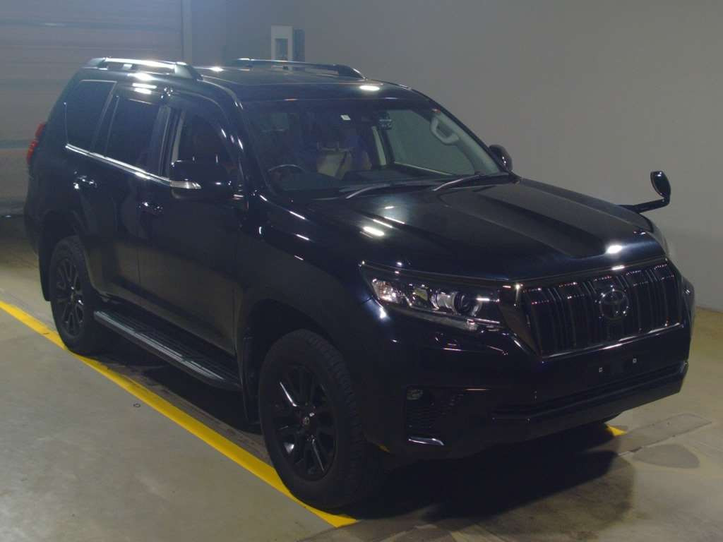 2021 Toyota Land Cruiser Prado GDJ150W[2]