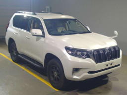 2020 Toyota Land Cruiser Prado