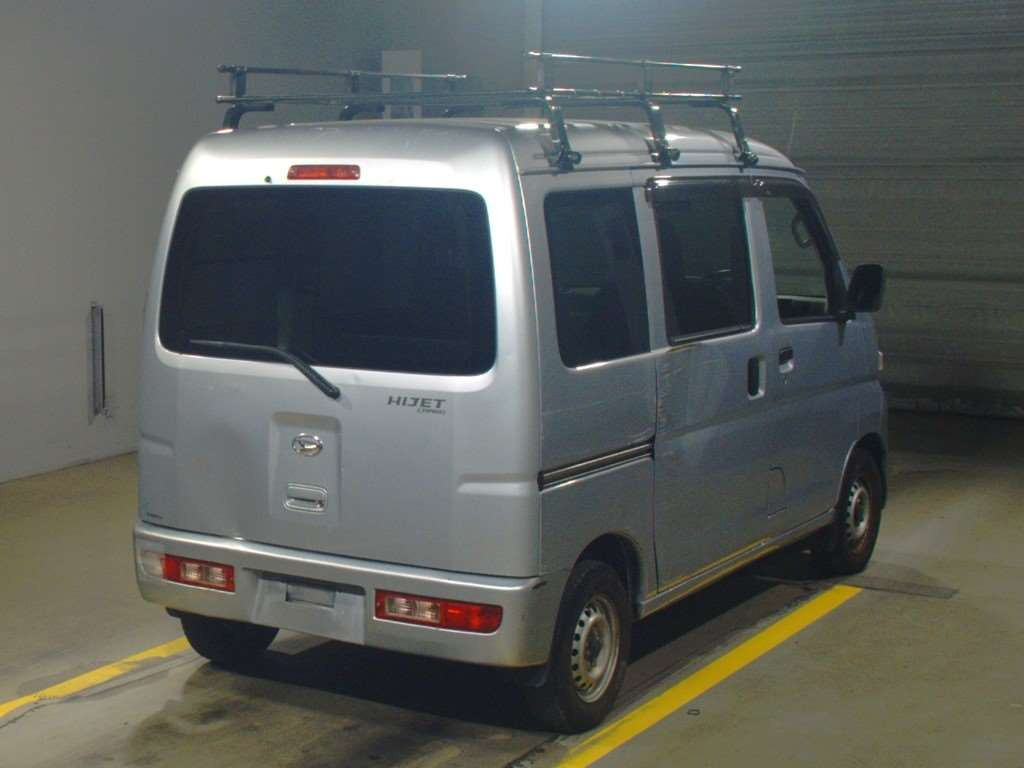 2015 Daihatsu Hijet Cargo S321V[1]