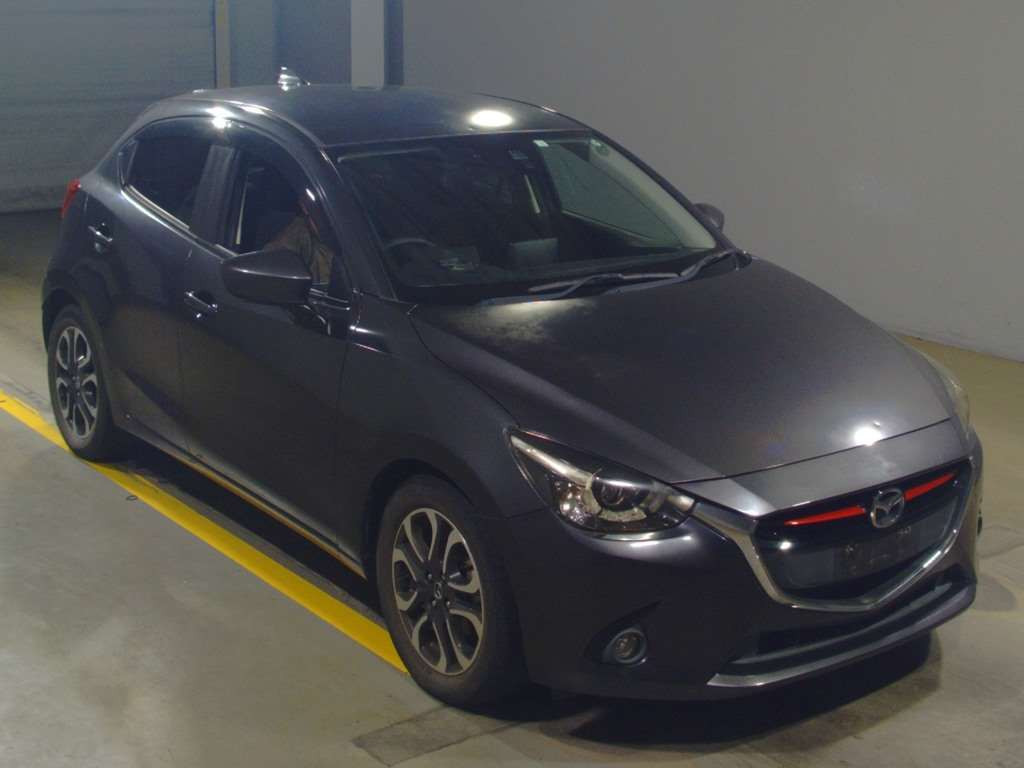 2016 Mazda Demio DJ5FS[2]