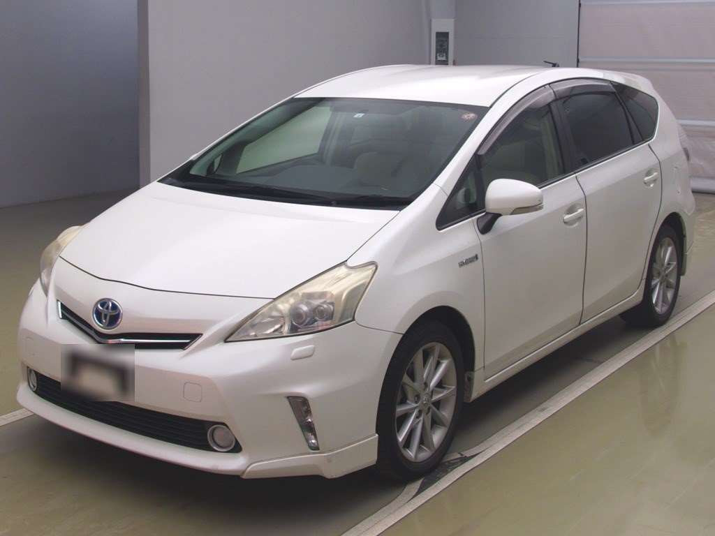 2012 Toyota Prius alpha ZVW41W[0]