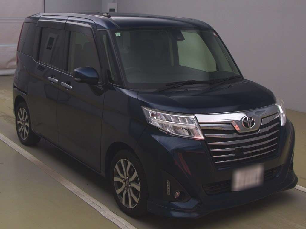 2016 Toyota Roomy M900A[2]