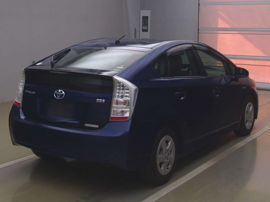 2009 Toyota Prius ZVW30[1]