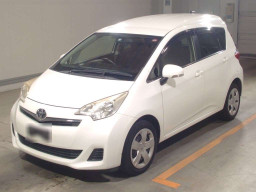 2013 Toyota Ractis