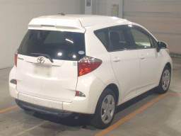 2013 Toyota Ractis