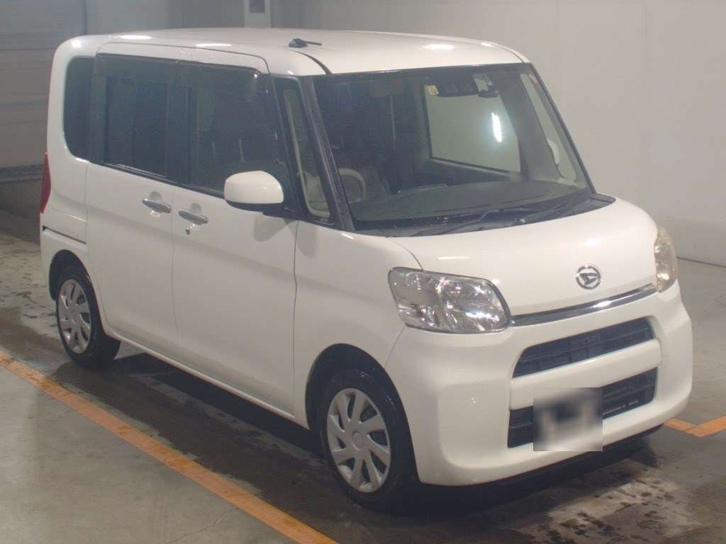 2017 Daihatsu Tanto LA600S[2]