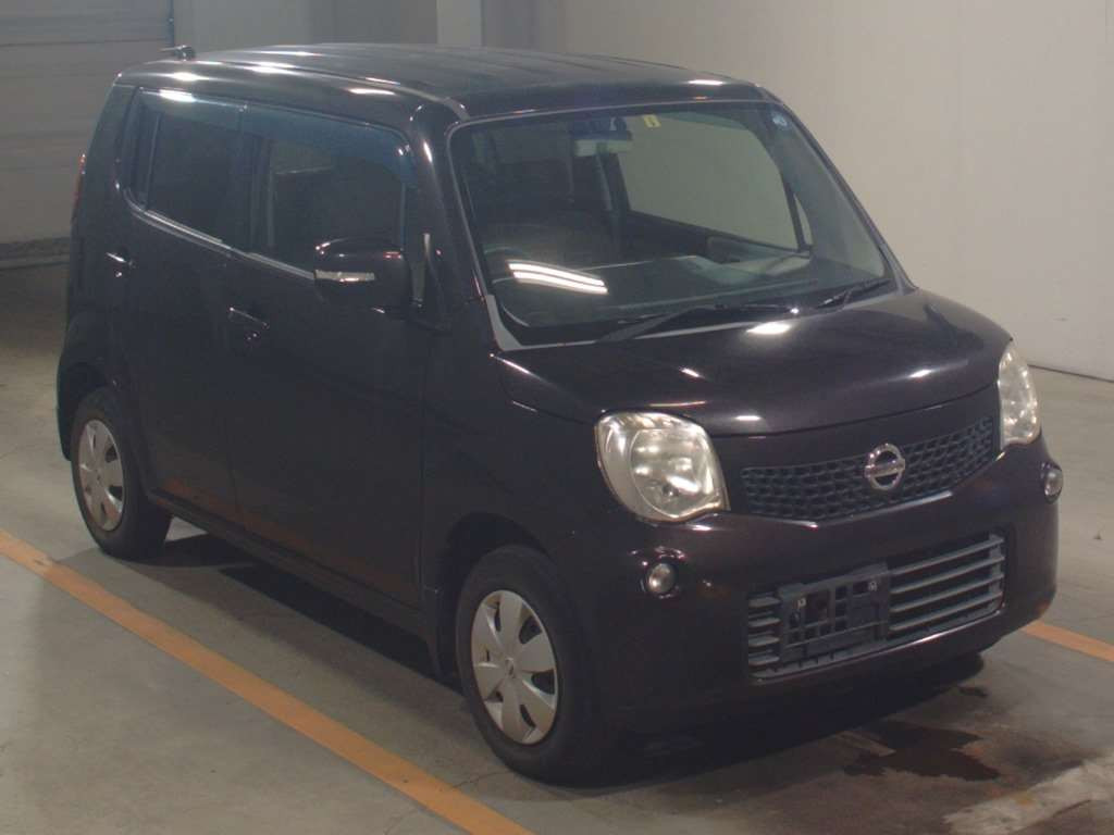 2011 Nissan Moco MG33S[2]