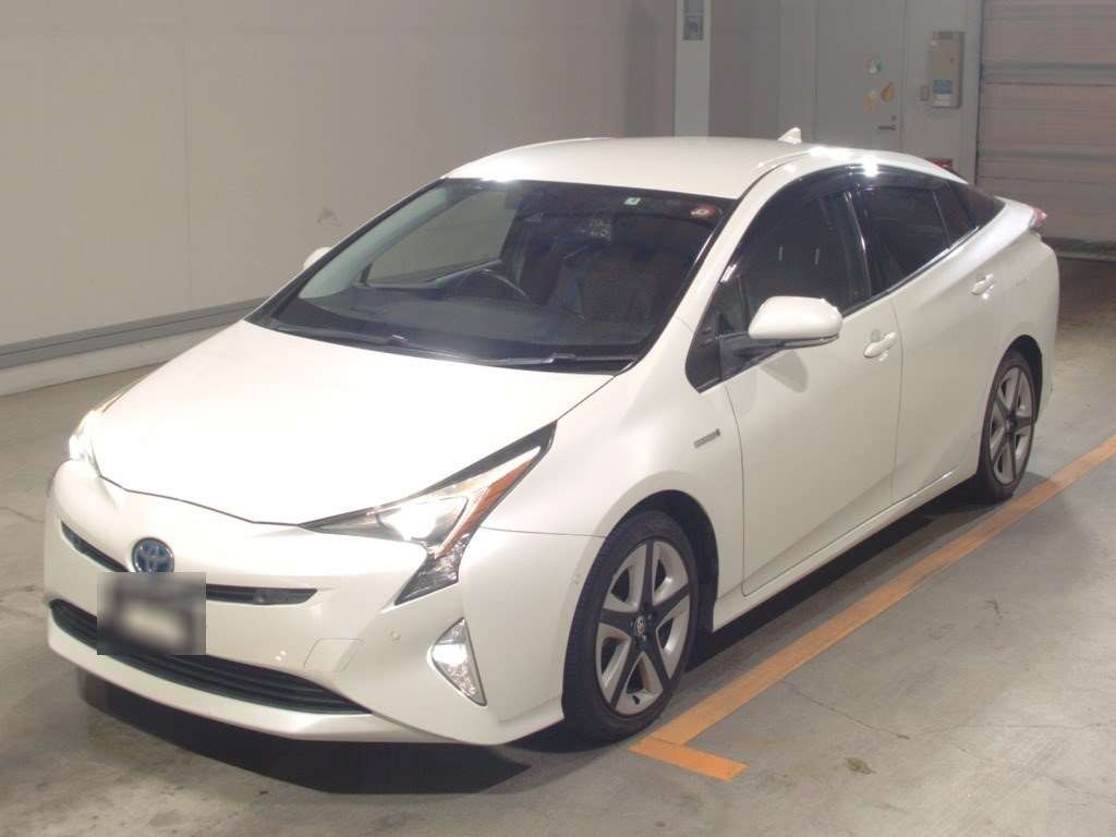 2017 Toyota Prius ZVW51[0]