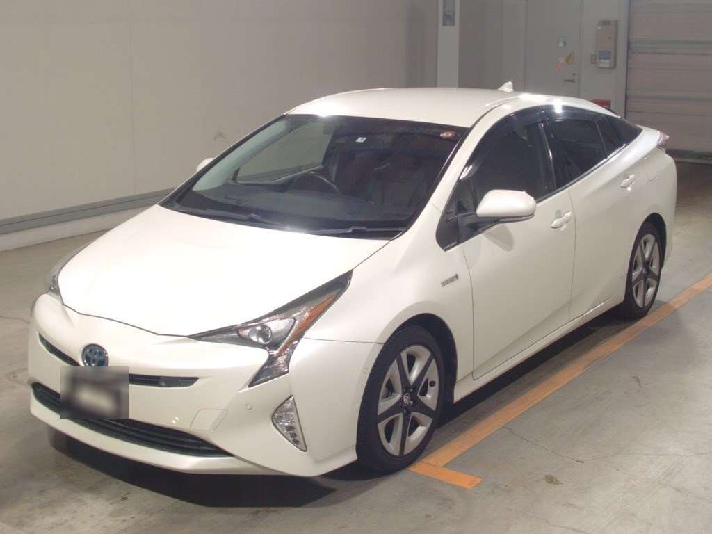 2017 Toyota Prius ZVW51[0]