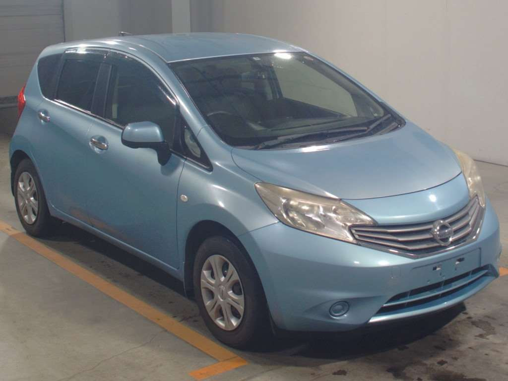 2013 Nissan Note E12[2]