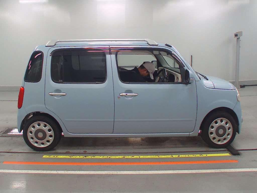 2012 Daihatsu Mira Cocoa L675S[2]