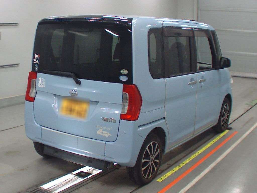 2015 Daihatsu Tanto LA600S[1]