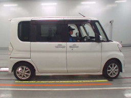 2014 Daihatsu Tanto Custom