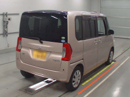 2014 Daihatsu Tanto