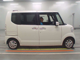 2015 Honda N-BOX