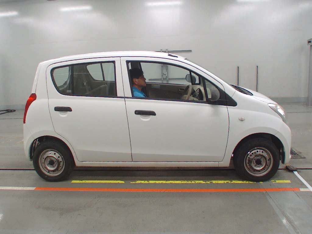 2010 Suzuki Alto HA25V[2]